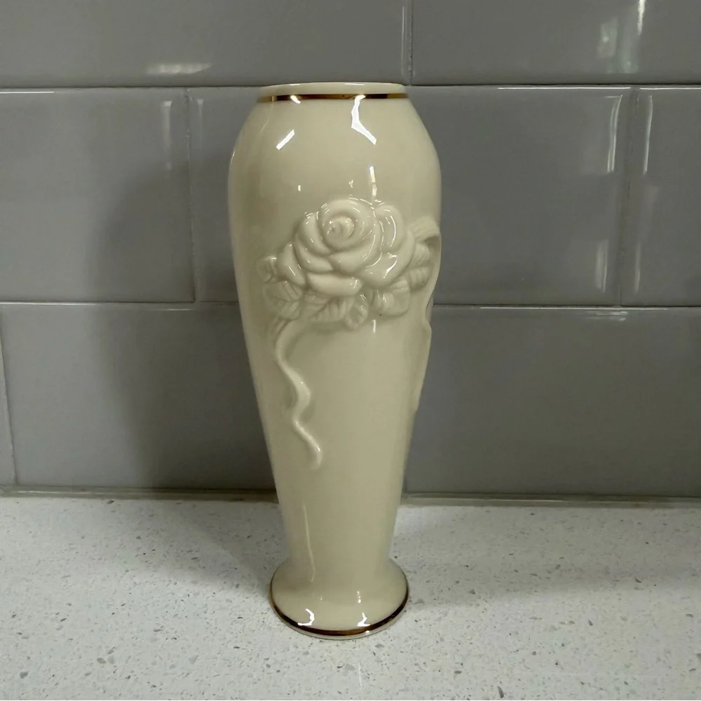 Lenox Rose Blossom Bud Vase Ivory 24k Gold Trim 6” Small